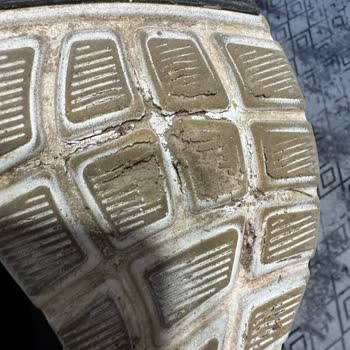 Skechers Ayakkabılarının Dayanıklılık Sorunu