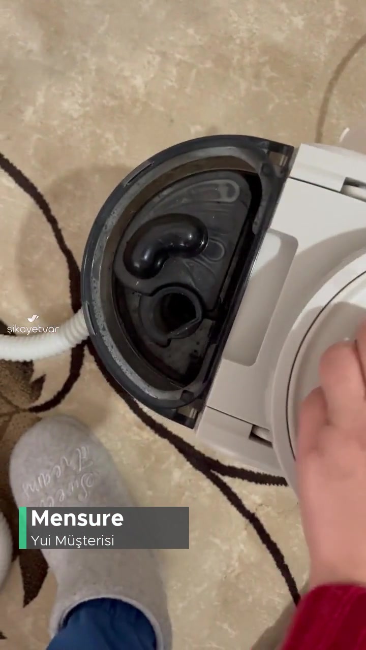 Yui Marka Halı Yıkma Makinesi Sıkıntılı! videonun kapak resmi