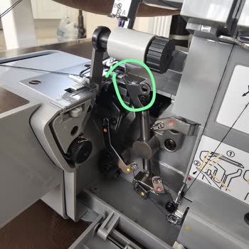 Singer Overlok Makinesi Hayal Kırıklığı: İğne Ve İp Sorunları