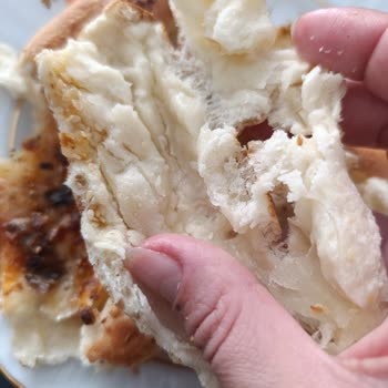 Hayal Kırıklığı: Eksik Sos Ve Bayat Nefis Kenar