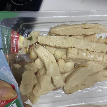 Tavuk Paketinde Şok Edici Keşif: Yeşil Madde Ve Plastik Benzeri Tavuk