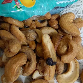 Simbat Kuruyemiş Küflü Ve Acı Kaju Şikayeti