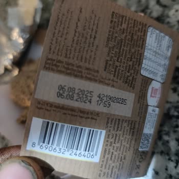 Küflü Çikolata Şoku: Nestle'den Açıklama Bekliyorum