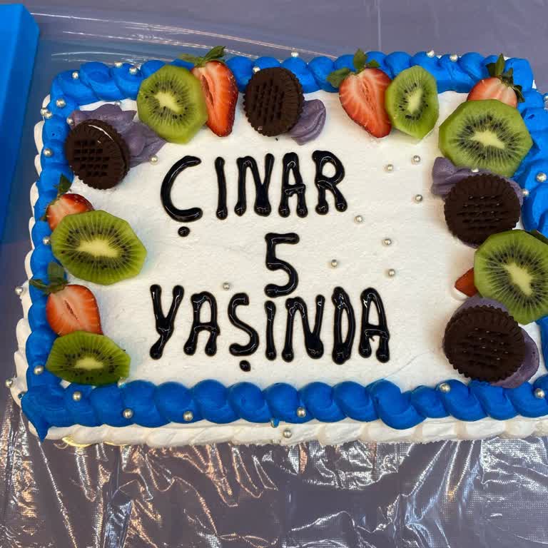 Üstat Dondurma (Fethiye) Donmuş Pasta Gönderip Para İadesi Yapmadı