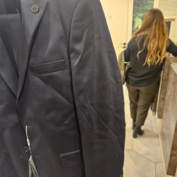 Boyner Metropol AVM'de Paketleme Skandalı: Takım Elbiseler Korumasız Teslim Edildi!