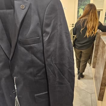 Boyner Metropol AVM'de Paketleme Skandalı: Takım Elbiseler Korumasız Teslim Edildi!