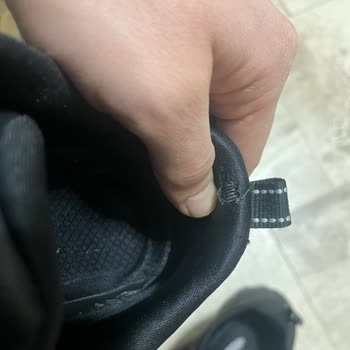 Skechers Ayakkabıda Hayal Kırıklığı: İçten Yırtılma Sorunu
