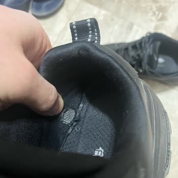Skechers Ayakkabıda Hayal Kırıklığı: İçten Yırtılma Sorunu