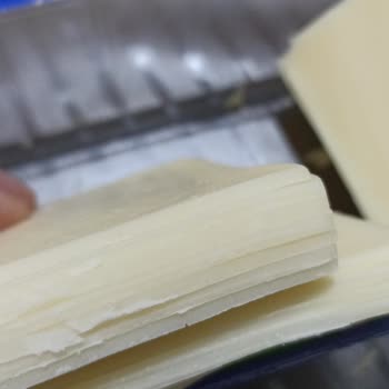 Yapışık Tost Peynirleri Kullanılamıyor