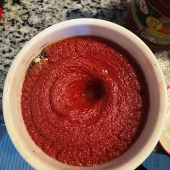 Öncü İndirimli Salçada Küf Şoku