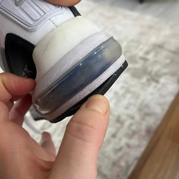 Nike Ayakkabının Dikiş Sorunu Ve Müşteri Hizmetleri Hayal Kırıklığı