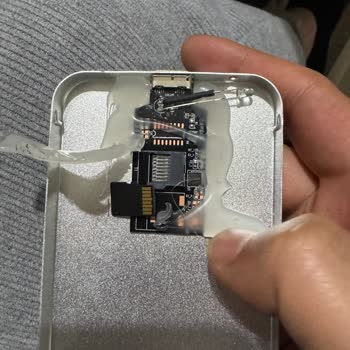 N11 Manevi Değeri Yüksek Fotoğraflar Kayboldu