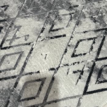 Halı Yıkama Kabusu: Lekeler Ve Kötü Koku