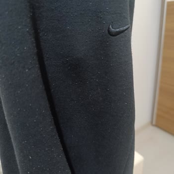 Nike Eşofmanlarda Kalite Sorunu Ve Mağduriyet