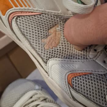 FLO'nun Polo Ayakkabıları Hayal Kırıklığı Yarattı
