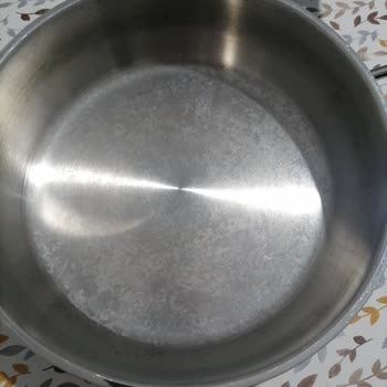 Paslanmaz Çelik Tencere Seti Paslanıyor