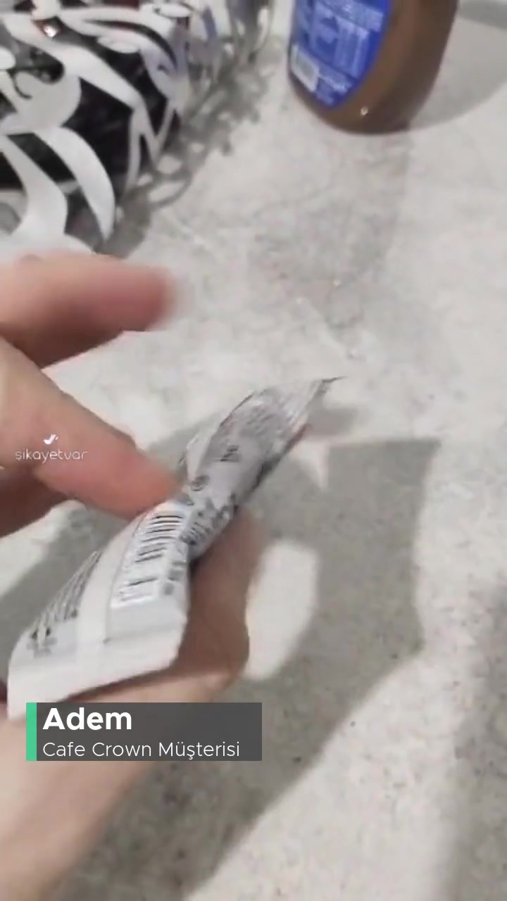Cafe Crown 2'si 1 Arada Nescafe Paketleri Boş Çıktı! videonun kapak resmi