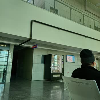 Konya Otomat Para Yutuyor!