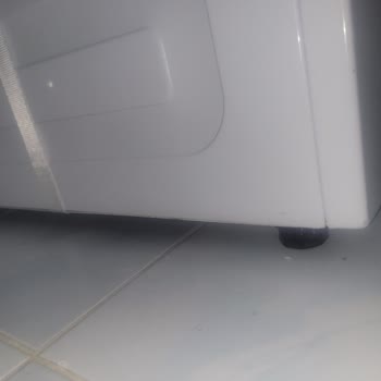 Beko Çamaşır Makinesi: 1 Yılda Boya Dökülmesi Ve Servis Ücreti Şoku