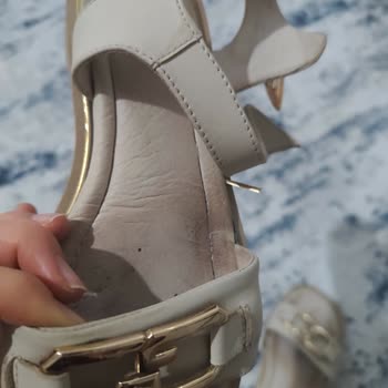 Greyder'den Aldığım Sandaletler Hızla Deforme Oldu