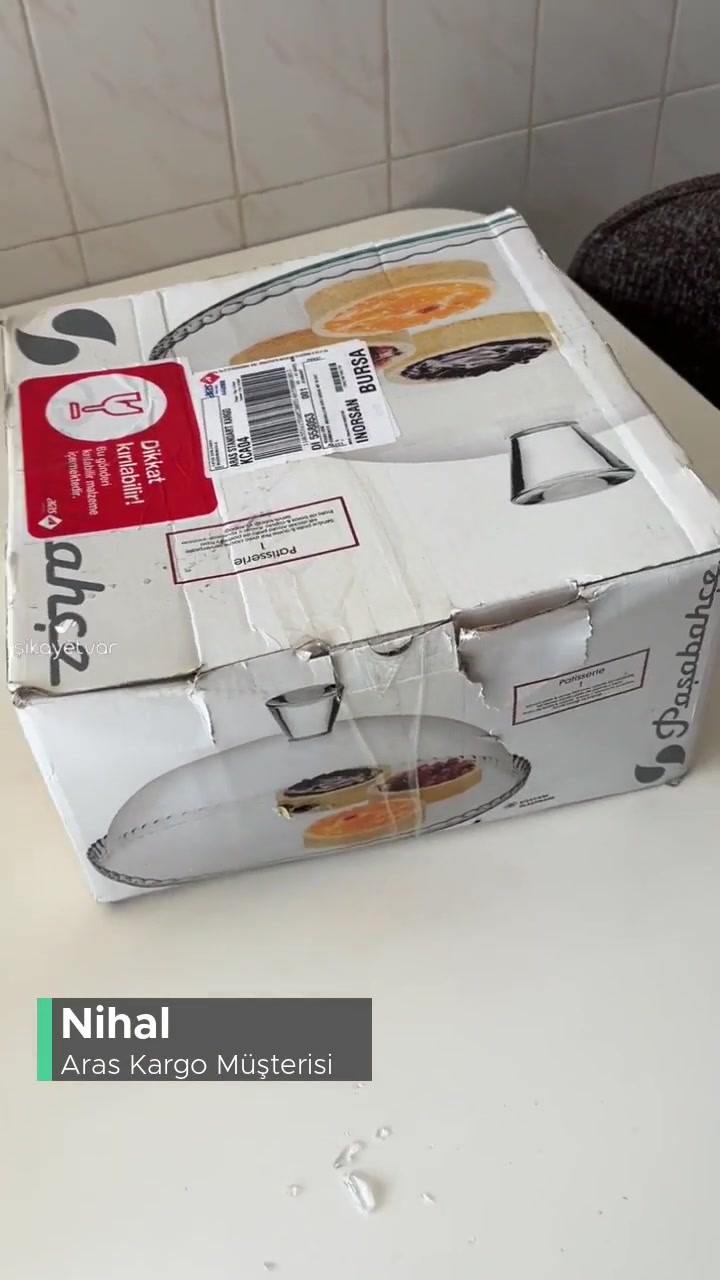 Aras Kargo Kırık Ürün Ve Saygısız Personel videonun kapak resmi