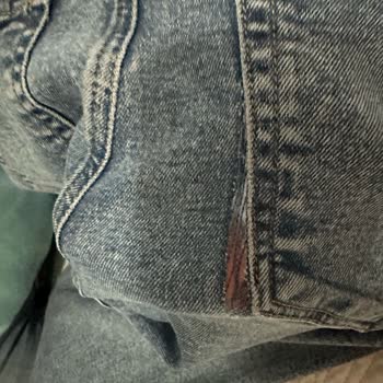 Mavi Jeans Pantolonlarında Sürekli Yırtılma Sorunu