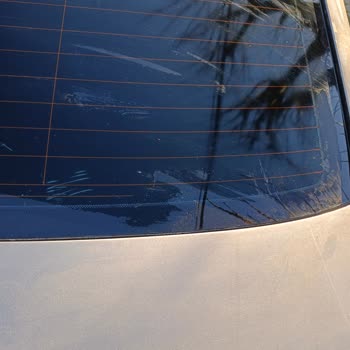 Cam Filmi Kabusu: Hava Kabarcıkları Ve Çizikler