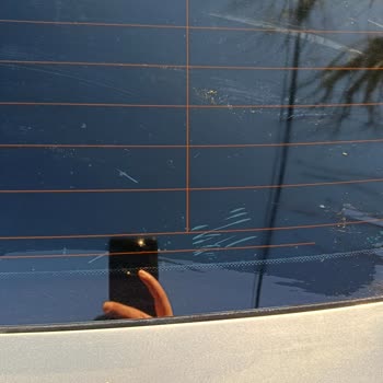 Cam Filmi Kabusu: Hava Kabarcıkları Ve Çizikler