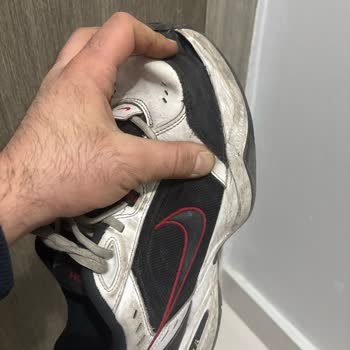 Nike Ayakkabı Kalitesizliği Ve Müşteri Hizmetleri Sorunu