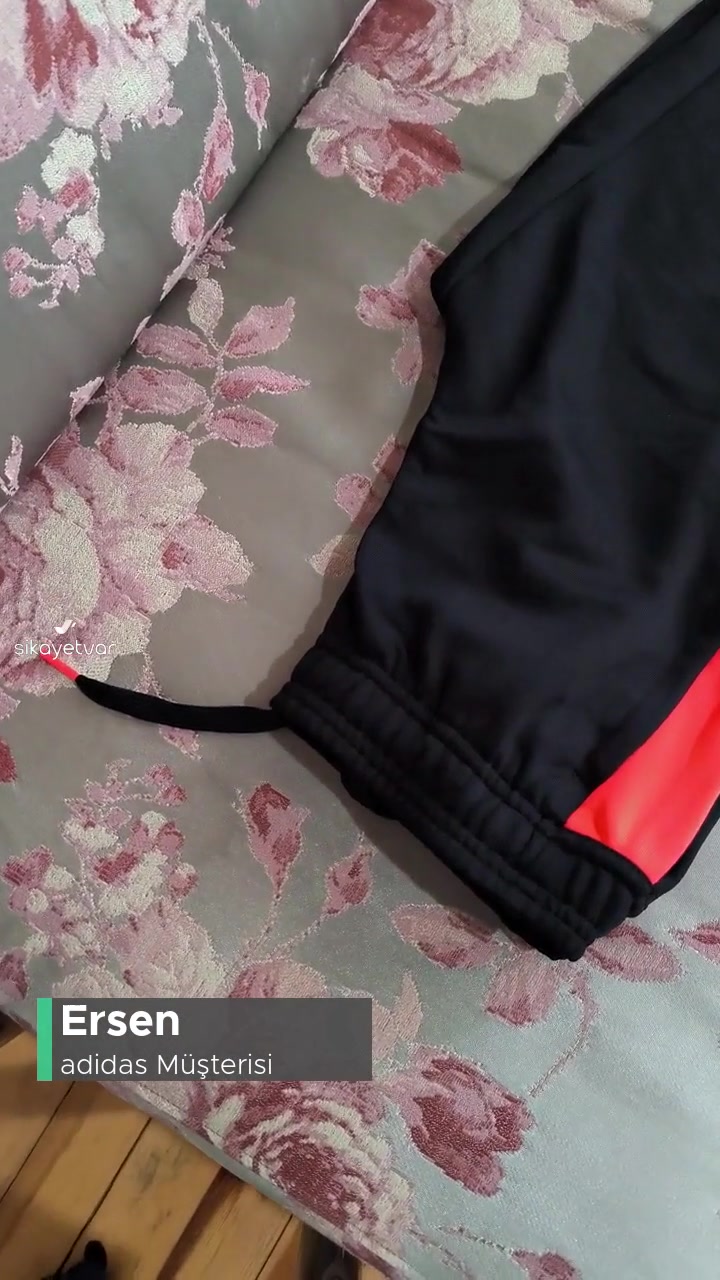 Adidas Değişim Sorunu Yaşadım! videonun kapak resmi