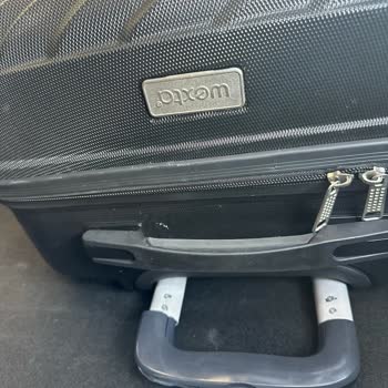 Ajet Firmasının Müşteri Hizmetleri Ve Bagaj Hasarı Sorunu