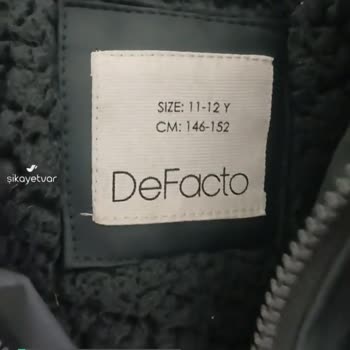 DeFacto 4 Ay İçinde Mont Yırtıldı!