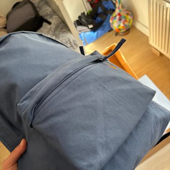 Tozlu Ve Solmuş Çanta Şikayeti