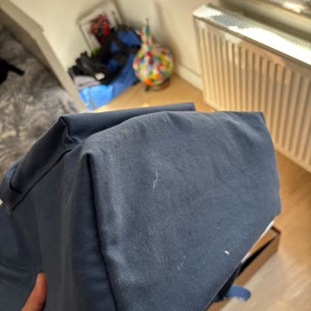 Tozlu Ve Solmuş Çanta Şikayeti