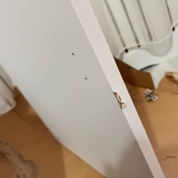 Kırık Çalışma Masası Ve Geciken Parça Teslimatı