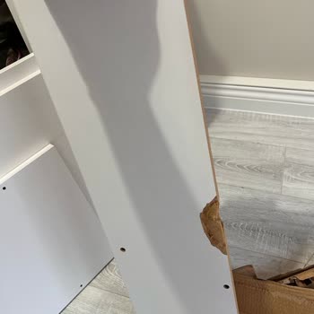 Kırık Çalışma Masası Ve Geciken Parça Teslimatı