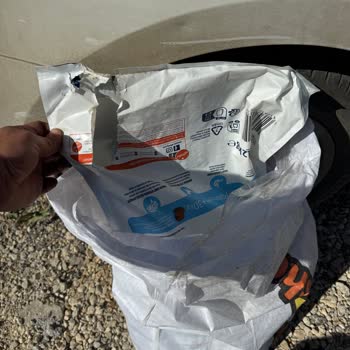 Yanıltıcı Ürün Ve Hasarlı Teslimat Deneyimi