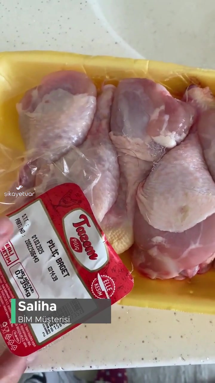 BİM Kıl Çıktı Ürünün İçinden videonun kapak resmi