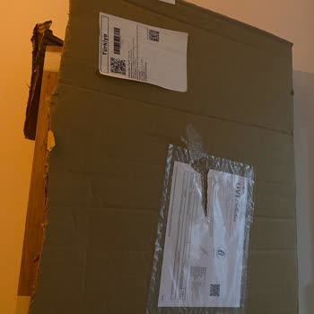 Vivense Gardırop Kurulumunda Kırık Kapak Sorunu