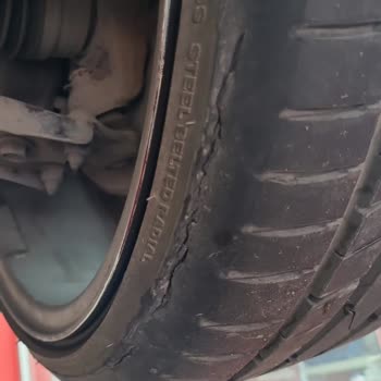 Petlas Lastiklerinde Beklenmedik Yarılma Ve Çatlama