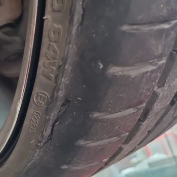 Petlas Lastiklerinde Beklenmedik Yarılma Ve Çatlama