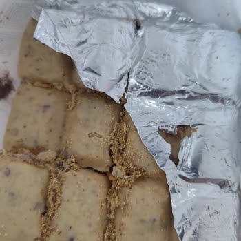 Küflü Ve Kurtlu Çikolata Şikayeti