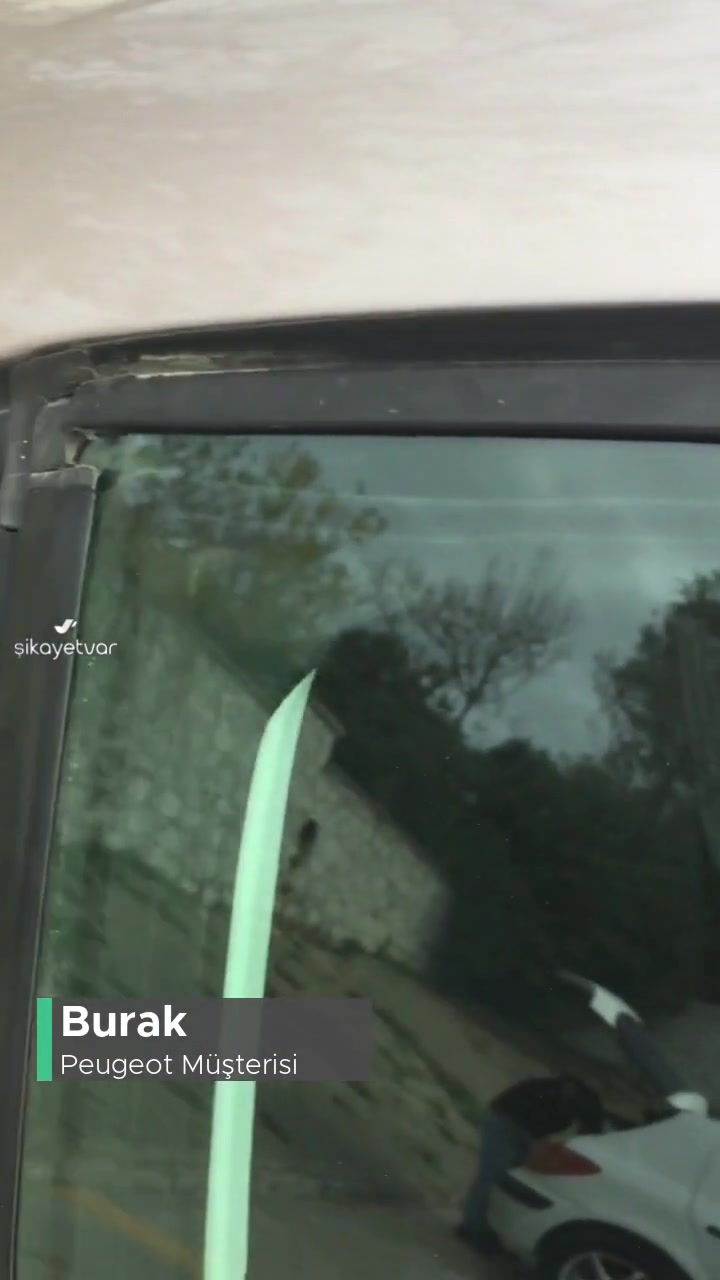 2015 Peugeot 208 Cam Fitili Fiyaskosu videonun kapak resmi