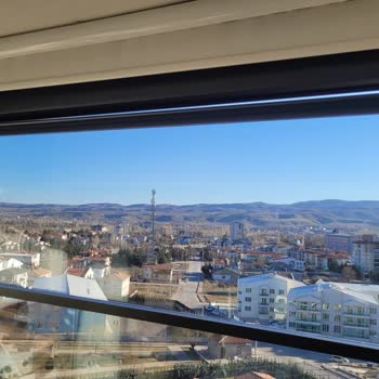 Albert Genau Giyotin Cam Balkon Sorunu: Pahalı Ve Sorunlu Tercih