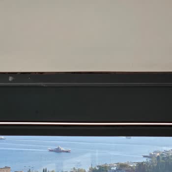 Albert Genau Giyotin Cam Balkon Sorunu: Pahalı Ve Sorunlu Tercih