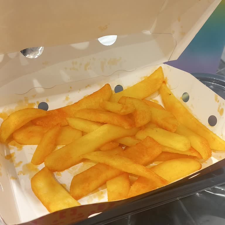 Tavuk Dünyası'nda Sürekli Eksik Ve Ezilmiş Patates Sorunu