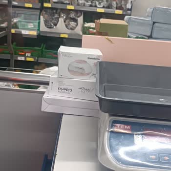 BİM Mağazasında Çalışanın Ürün Ayırma Ve Müşteriyle Tartışması