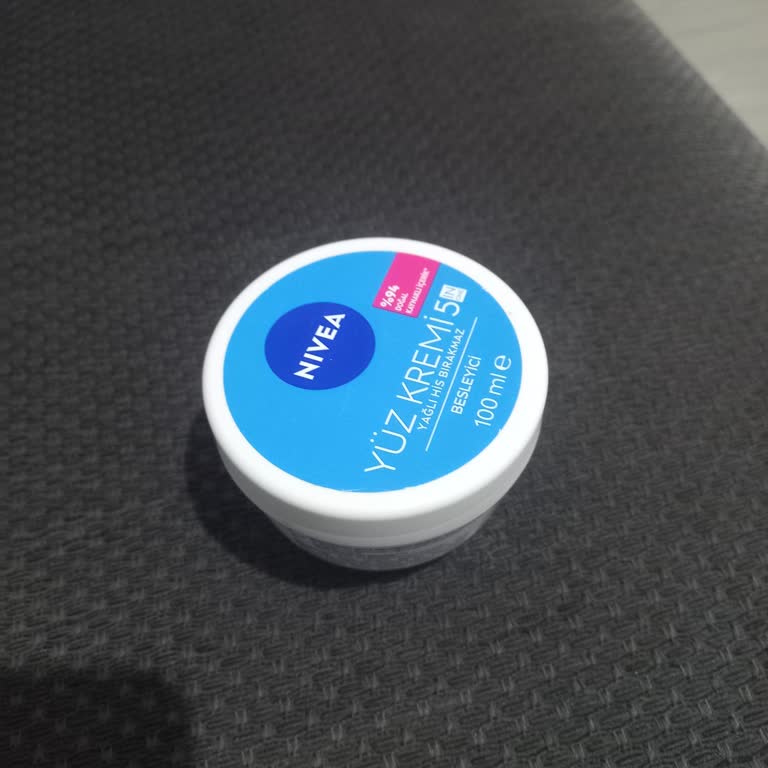 Nivea Yüz Kremi Sivilce Sorunu