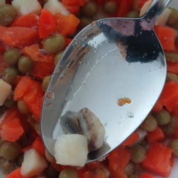 Yayla Garnitürde Siyah Patates Şoku