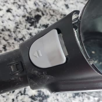 Bosch Unlimited 7 Dik Süpürge: Kalitesiz Parçalar Ve Yetersiz Servis